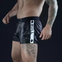 Short Noir Avec Poches