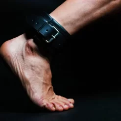 The Pranger Carcan Pilori Complet Metal Et Cuir -Magasin discount de jouets sexuels the pranger carcan pilori complet metal et cuir 7